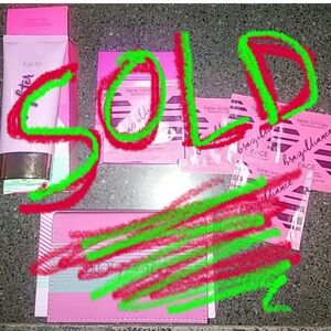 TARTE: blot party (SOLD)